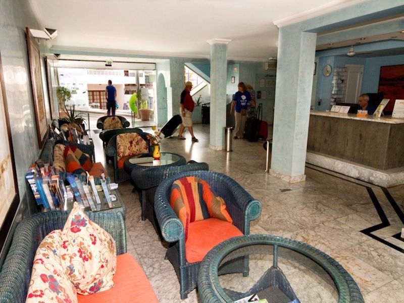 Apartamentos Parque Tropical En Lanzarote Puerto del Carmen  Eksteriør billede