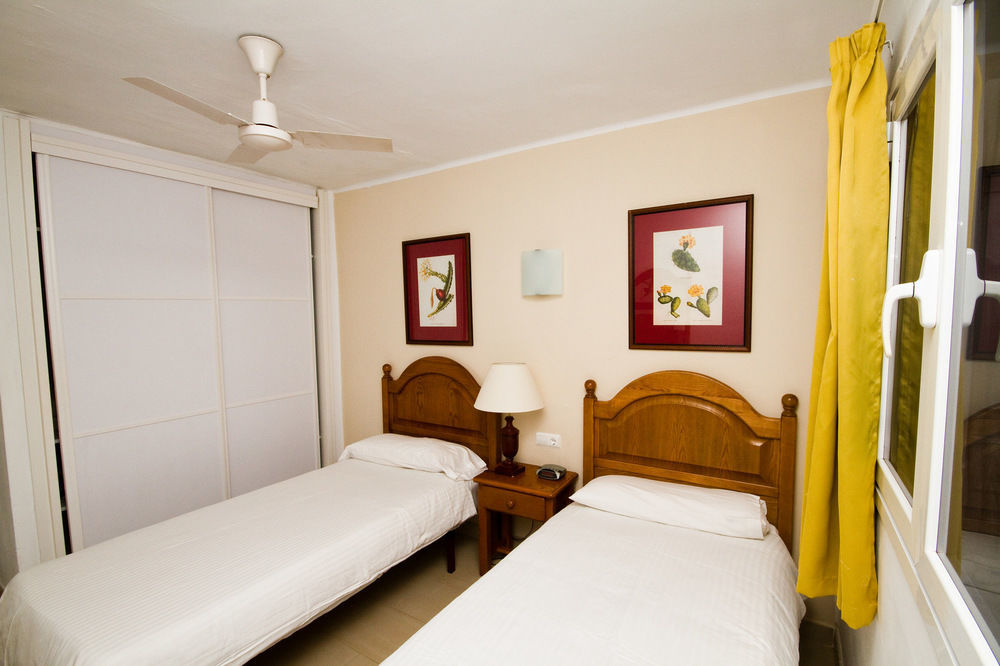 Apartamentos Parque Tropical En Lanzarote Puerto del Carmen  Eksteriør billede